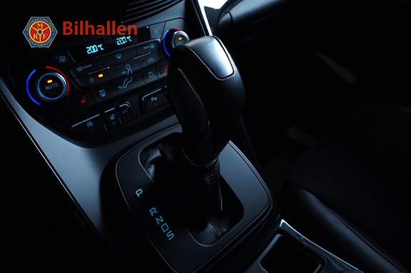 Ford Kuga 19 of 21