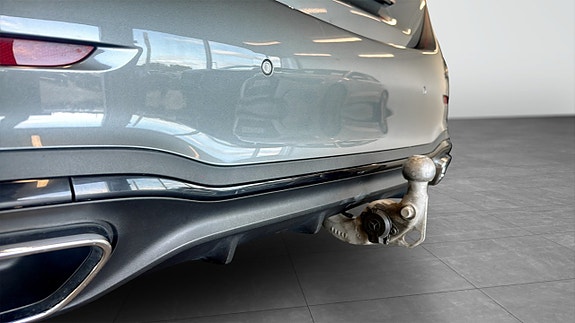 Mercedes-Benz C300 e 15 of 23