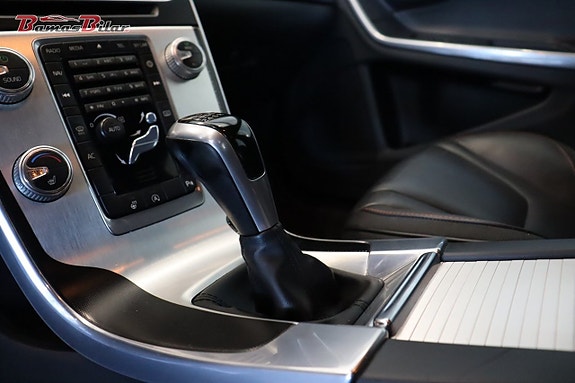 Volvo V60 12 of 19