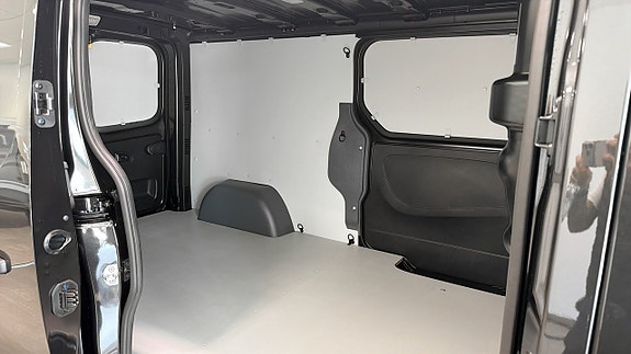 Renault Trafic 5 of 5