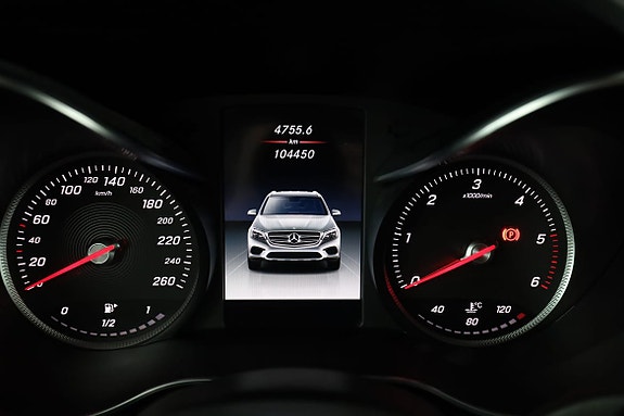 Mercedes-Benz GLC220 d 20 of 30