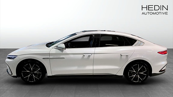 BYD Han 6 of 19