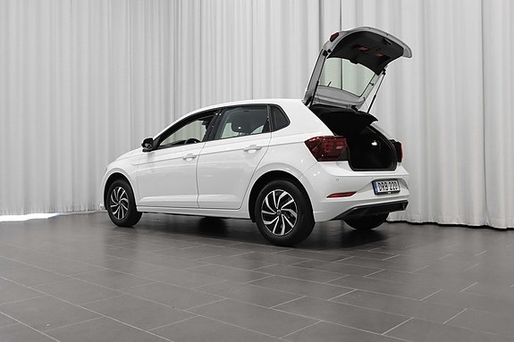 Volkswagen Polo 4 of 5