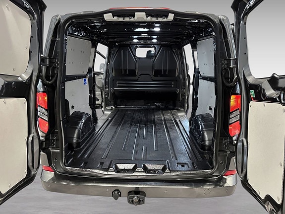 Ford Transit Custom 14 of 14
