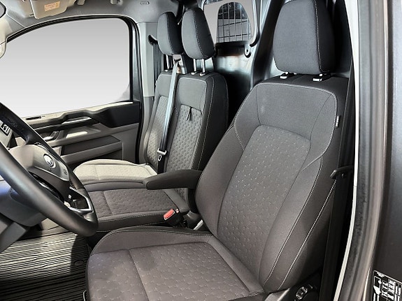 Ford Transit Custom 9 of 14