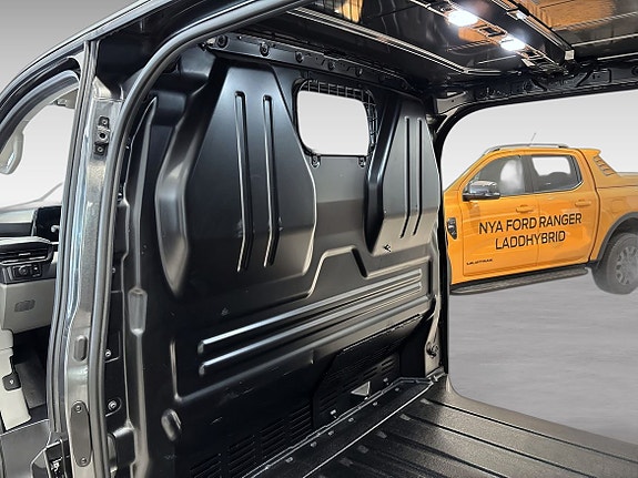 Ford Transit Custom 12 of 14