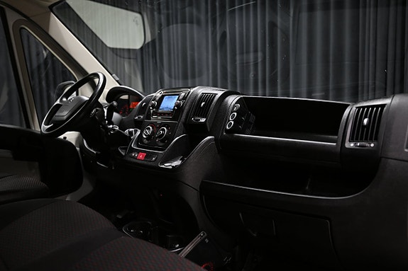 Peugeot Boxer 29 of 30