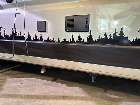 VANTourer 600 Långbäddar Automat/Dieselvärmare/Inverter/Offgrid 24 of 27
