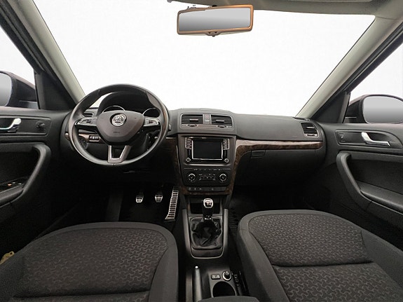 Skoda Yeti 12 of 30