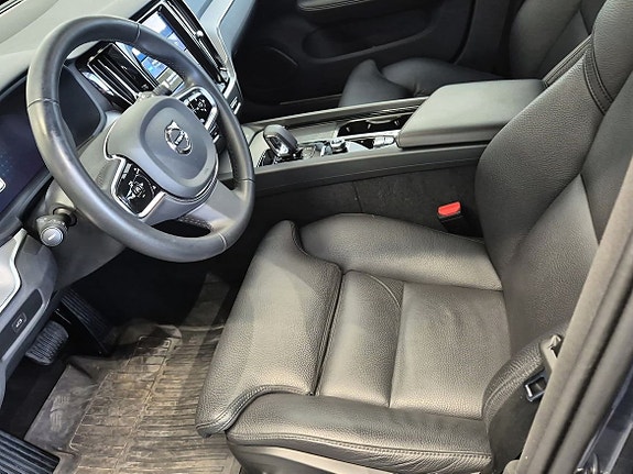 Volvo V60 Cross Country 6 of 7