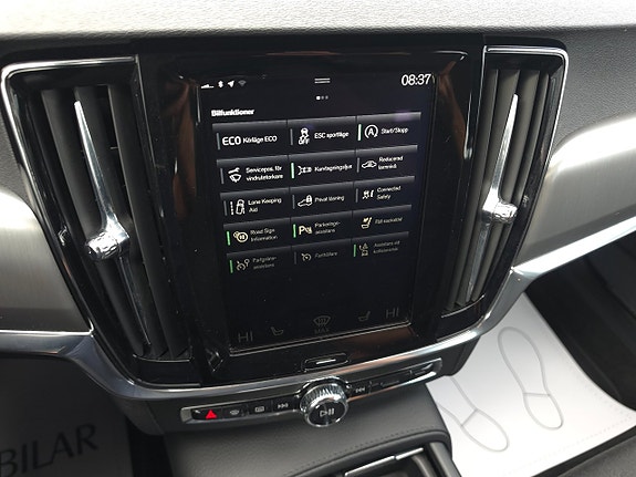 Volvo V90 12 of 13
