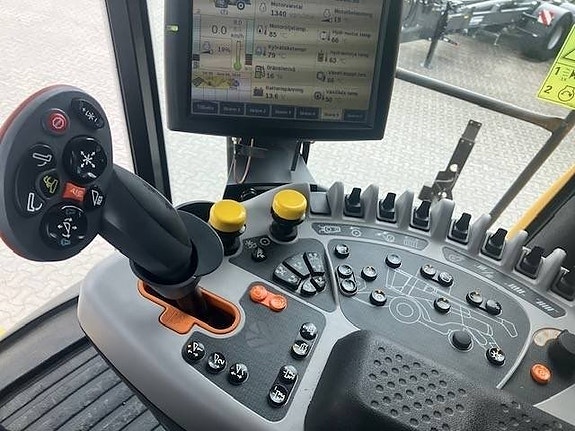 New Holland CR 10.90 5 of 5