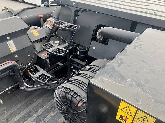 New Holland CR 10.90 14 of 14