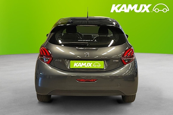 Peugeot 208 5 of 5