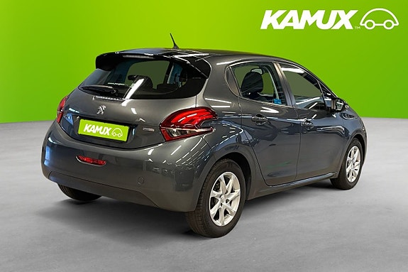 Peugeot 208 4 of 5