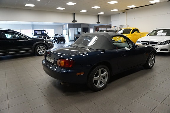 Mazda MX-5 17 of 18