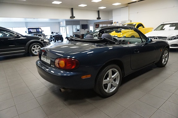 Mazda MX-5 7 of 18