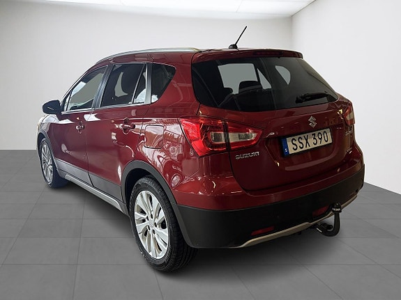 Suzuki SX4 3 of 5
