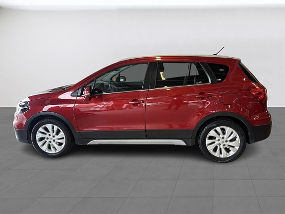 Suzuki SX4 2 of 5
