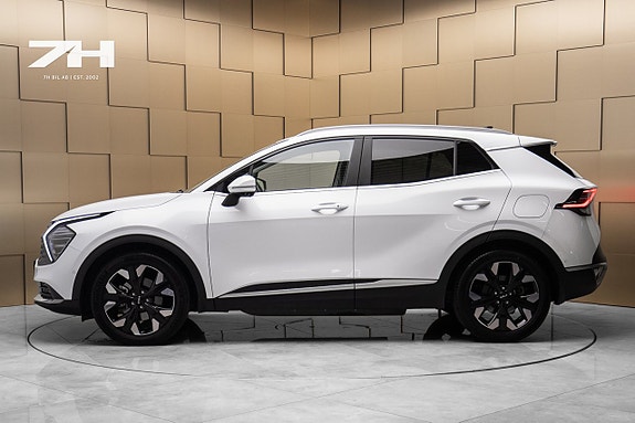 Kia Sportage 2 of 5