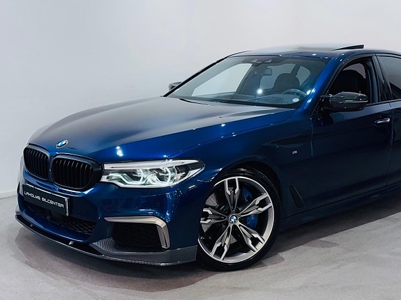 BMW M550i 2 of 5
