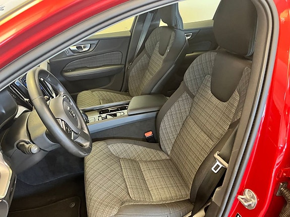 Volvo V60 10 of 15