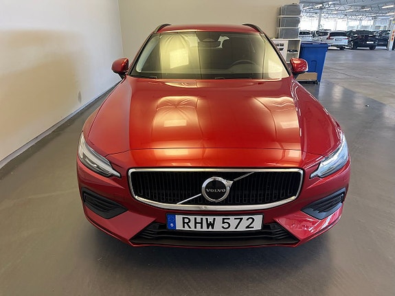 Volvo V60 8 of 15