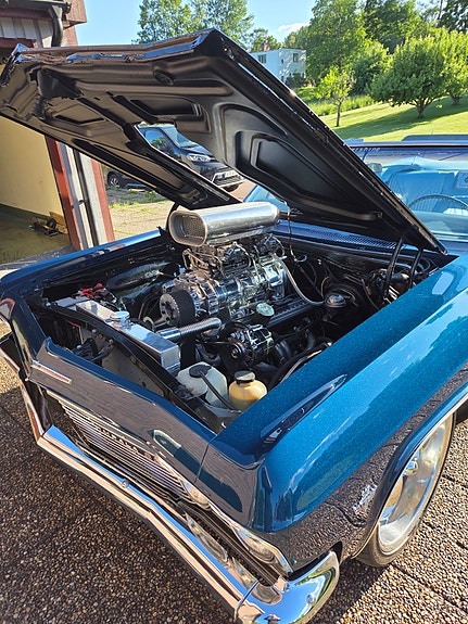 Chevrolet Impala 2 of 5