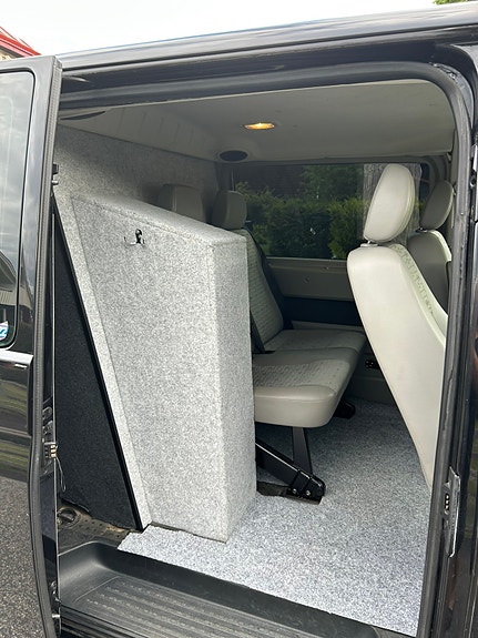 Volkswagen Transporter 4 of 5