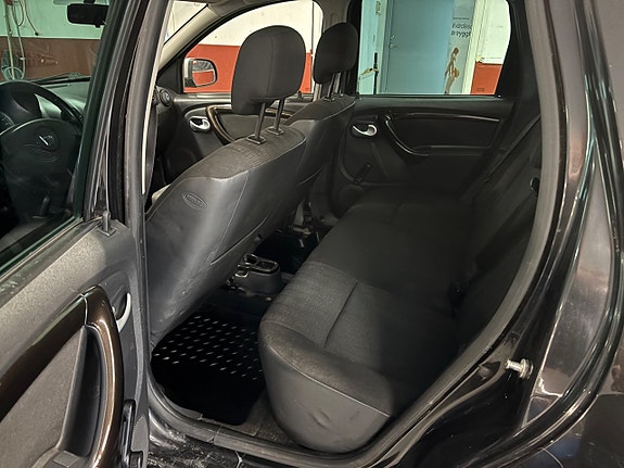 Dacia Duster 6 of 7