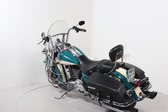 Harley-Davidson Road King Classic 6 of 6