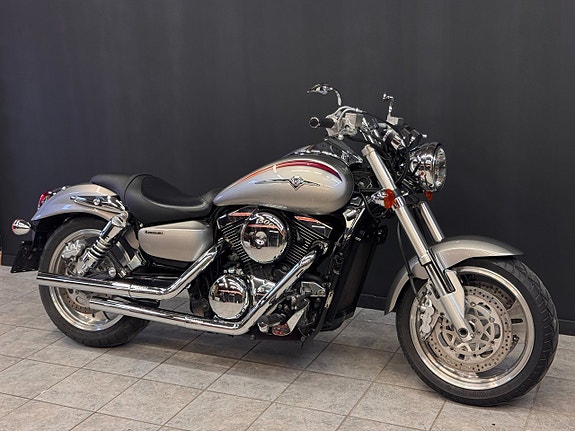 Kawasaki Vulcan 1500 Meanstreak / Vance & Hines 2 of 22