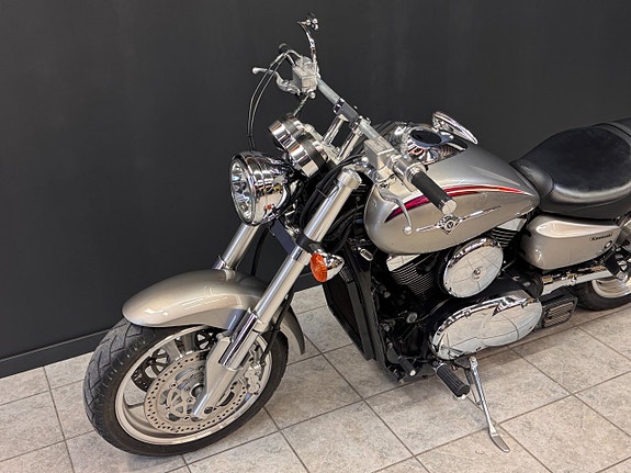 Kawasaki Vulcan 1500 Meanstreak / Vance & Hines 16 of 22