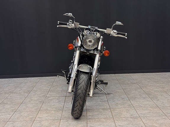 Kawasaki Vulcan 1500 Meanstreak / Vance & Hines 12 of 22