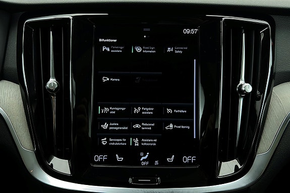 Volvo V60 Cross Country 28 of 30