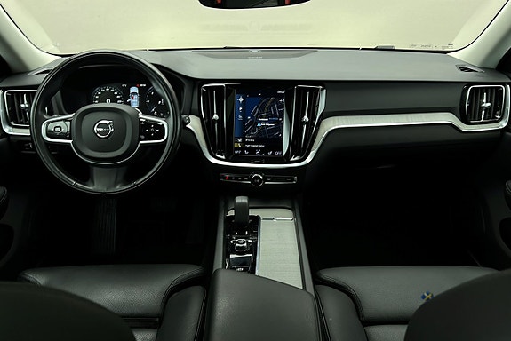 Volvo V60 Cross Country 6 of 30