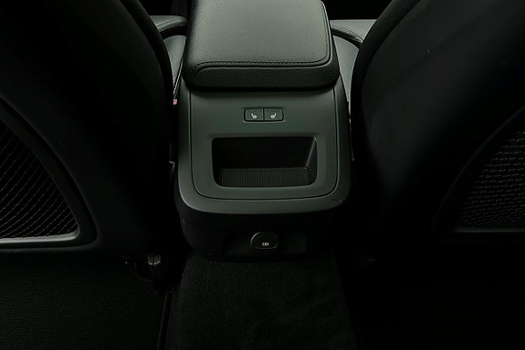 Volvo V60 Cross Country 26 of 30