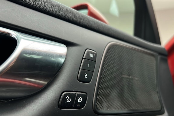 Volvo V60 Cross Country 20 of 30