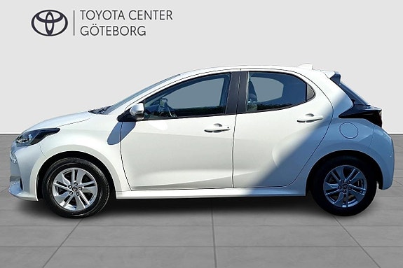 Toyota Yaris 5 of 13