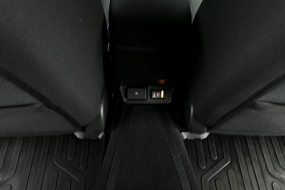 Nissan Leaf 17 of 24