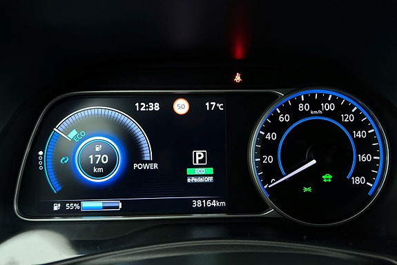Nissan Leaf 7 of 24