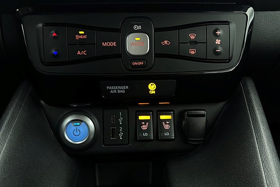 Nissan Leaf 15 of 24