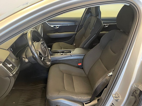 Volvo V90 9 of 13