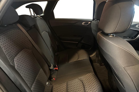 Kia Ceed 11 of 14