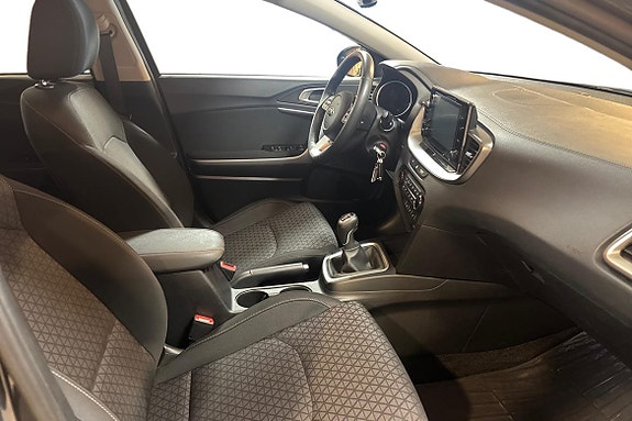 Kia Ceed 10 of 14