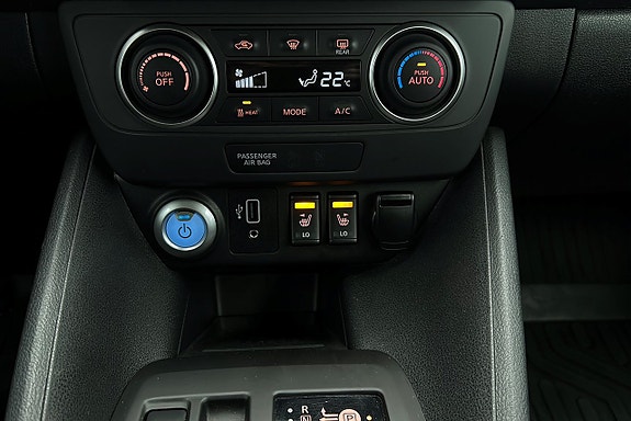 Nissan Leaf 15 of 24
