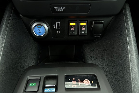 Nissan Leaf 16 of 24