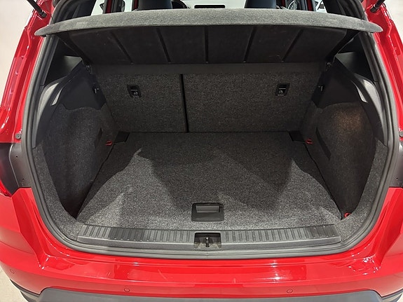 Seat Arona 8 of 20