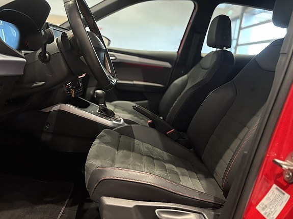 Seat Arona 11 of 20