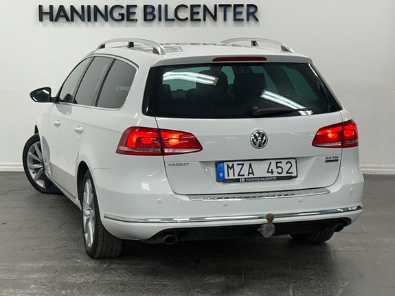 Volkswagen Passat 5 of 26